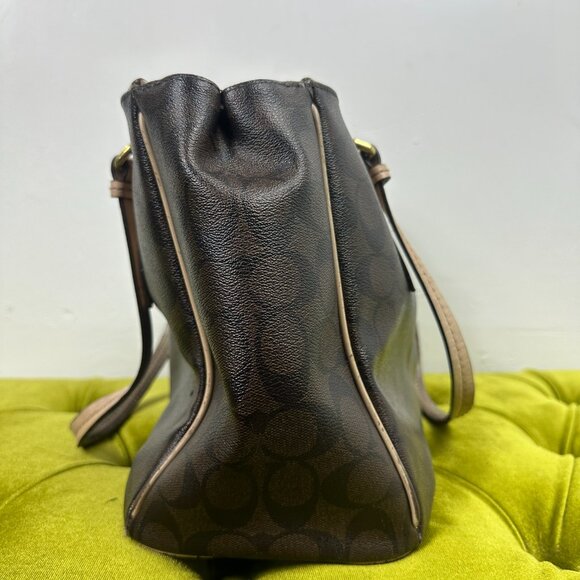 Coach Peyton Signature Double Zip Carryall Tote - Picture 4 of 6